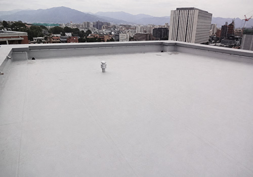 塩化ビニル系シート防水の施工例